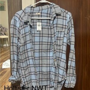 Hollister Blue Plaid Shirt Women’s